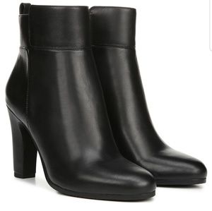 sam edelman sianna ankle bootie